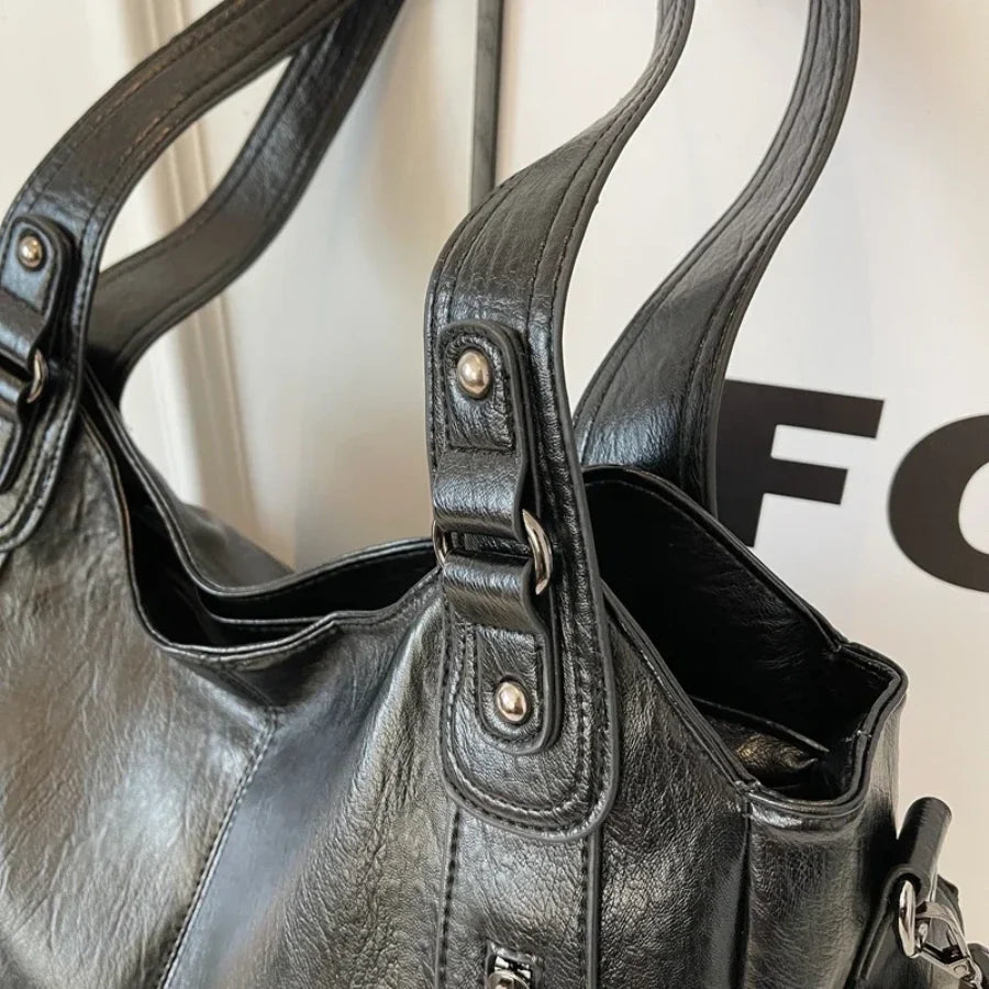 DAKOTA Handbag – Stylish, Versatile & Premium Quality Everyday Bag for Women
